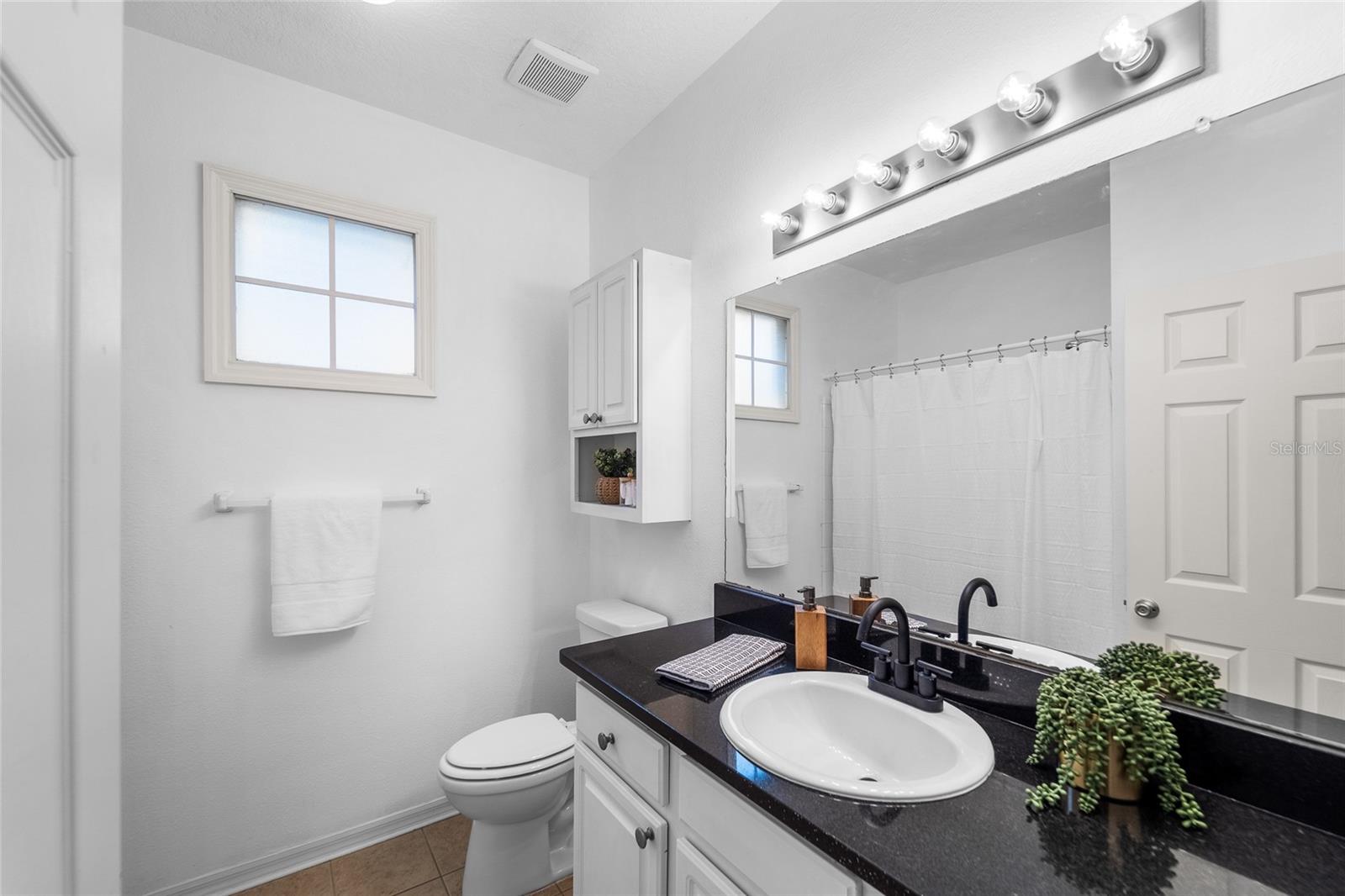 HARBOUR PLACE CITY HOMES A CON - Residential