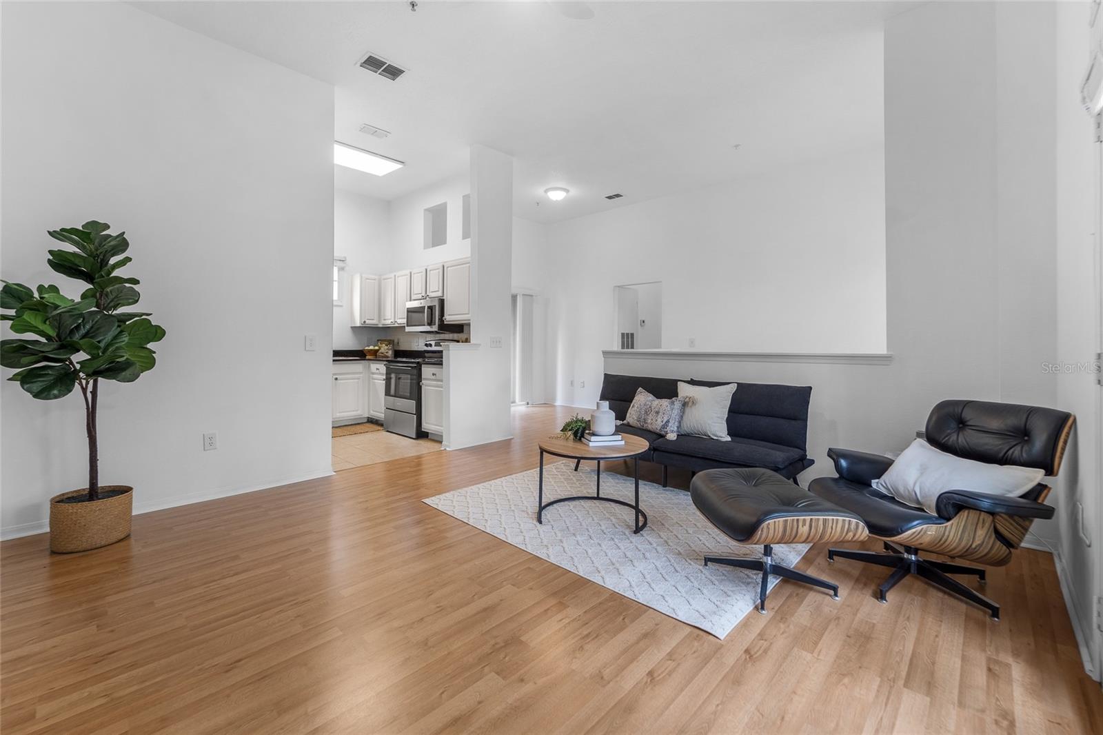 HARBOUR PLACE CITY HOMES A CON - Residential