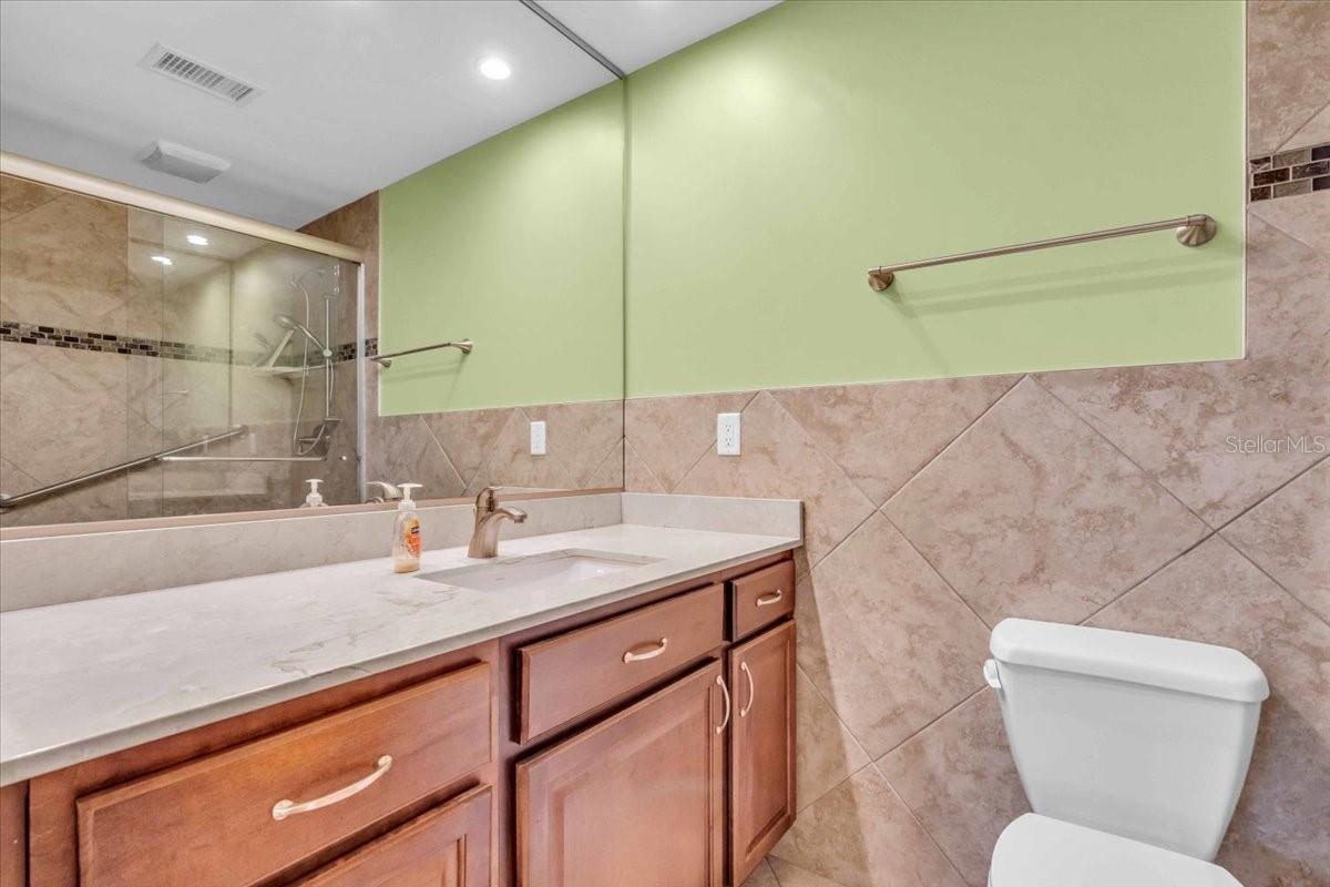 VENICE EDGEWOOD SEC OF - Residential