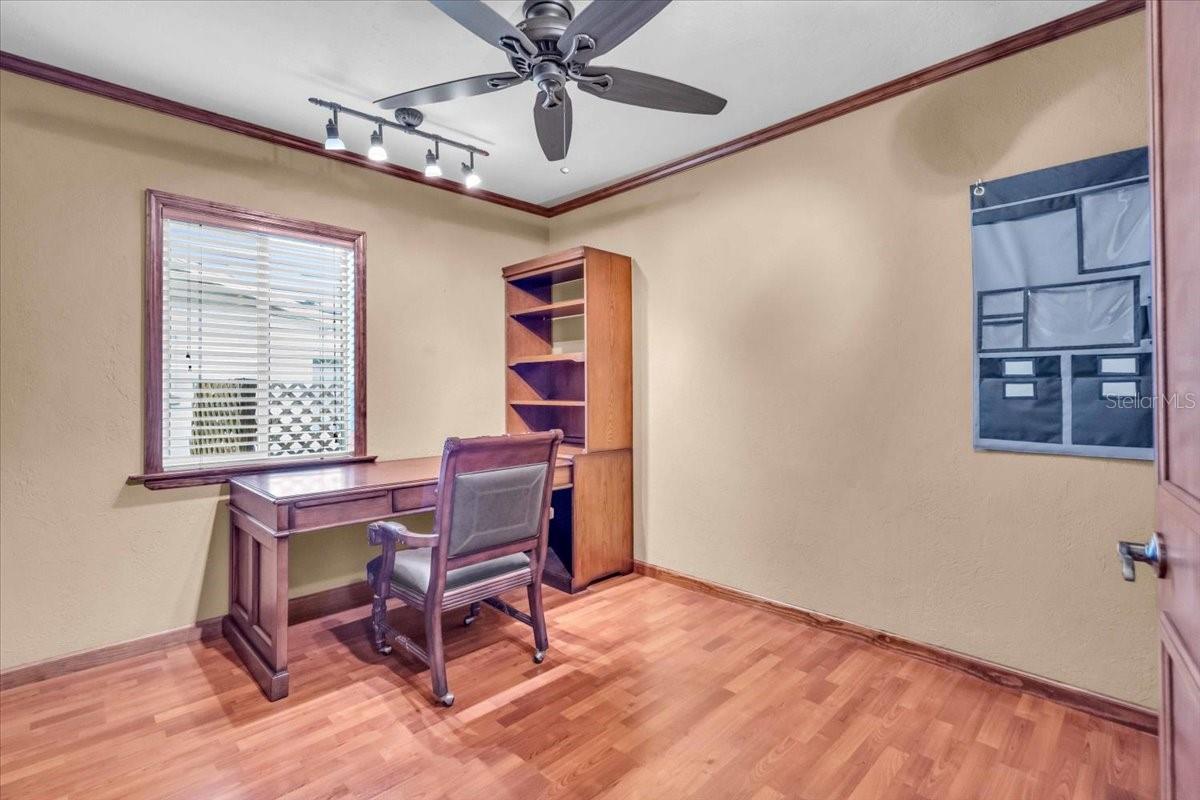 VENICE EDGEWOOD SEC OF - Residential