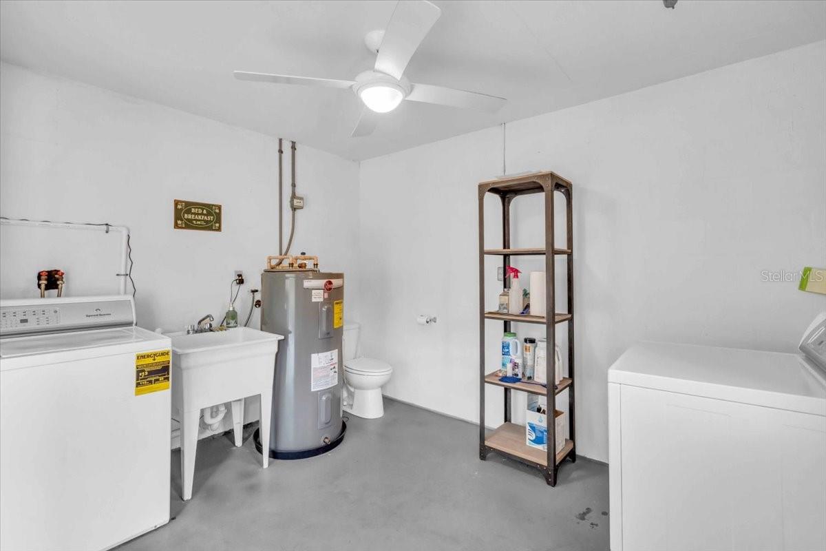 VENICE EDGEWOOD SEC OF - Residential