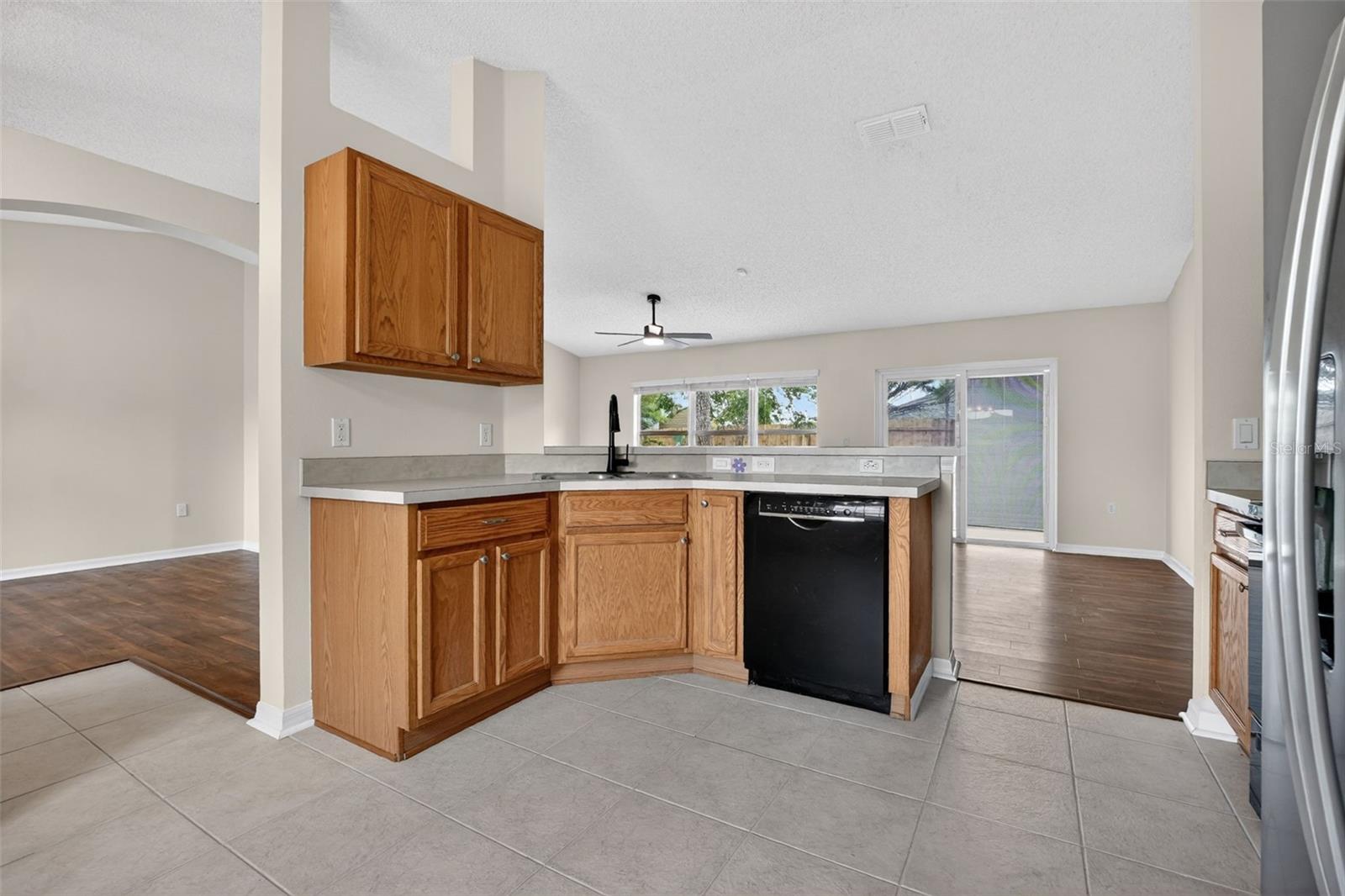 DELTONA LAKES UNIT 47 - Residential