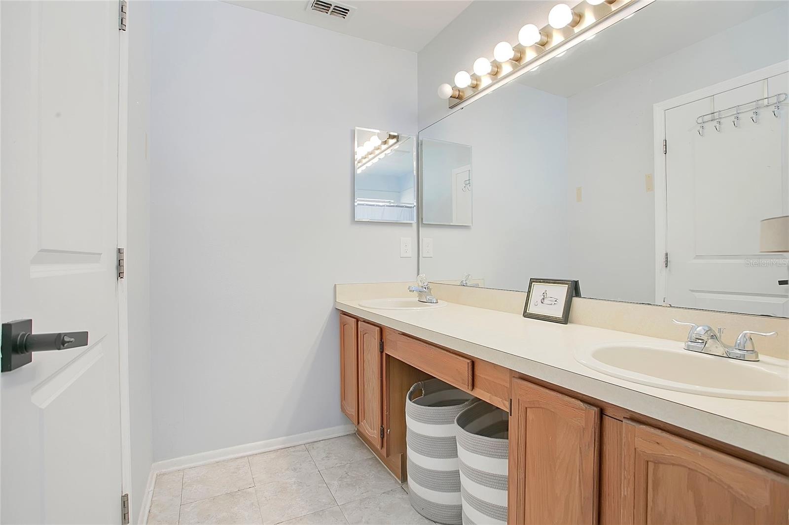 SHEELER OAKS PH 04A - Residential