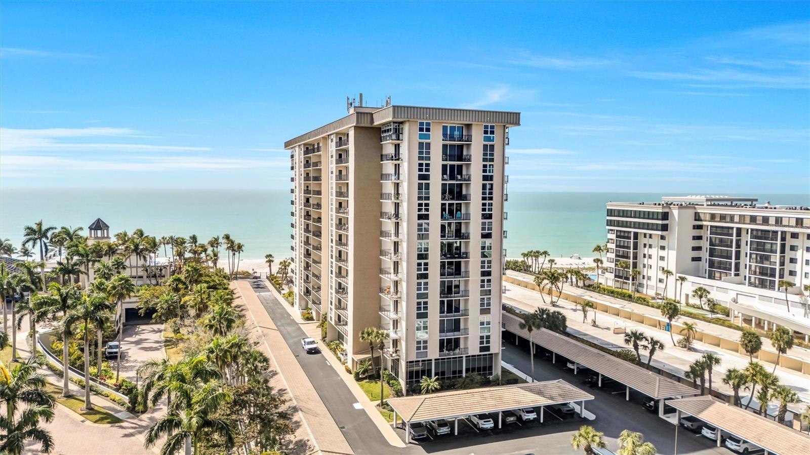 LIDO BEACH CLUB - Residential