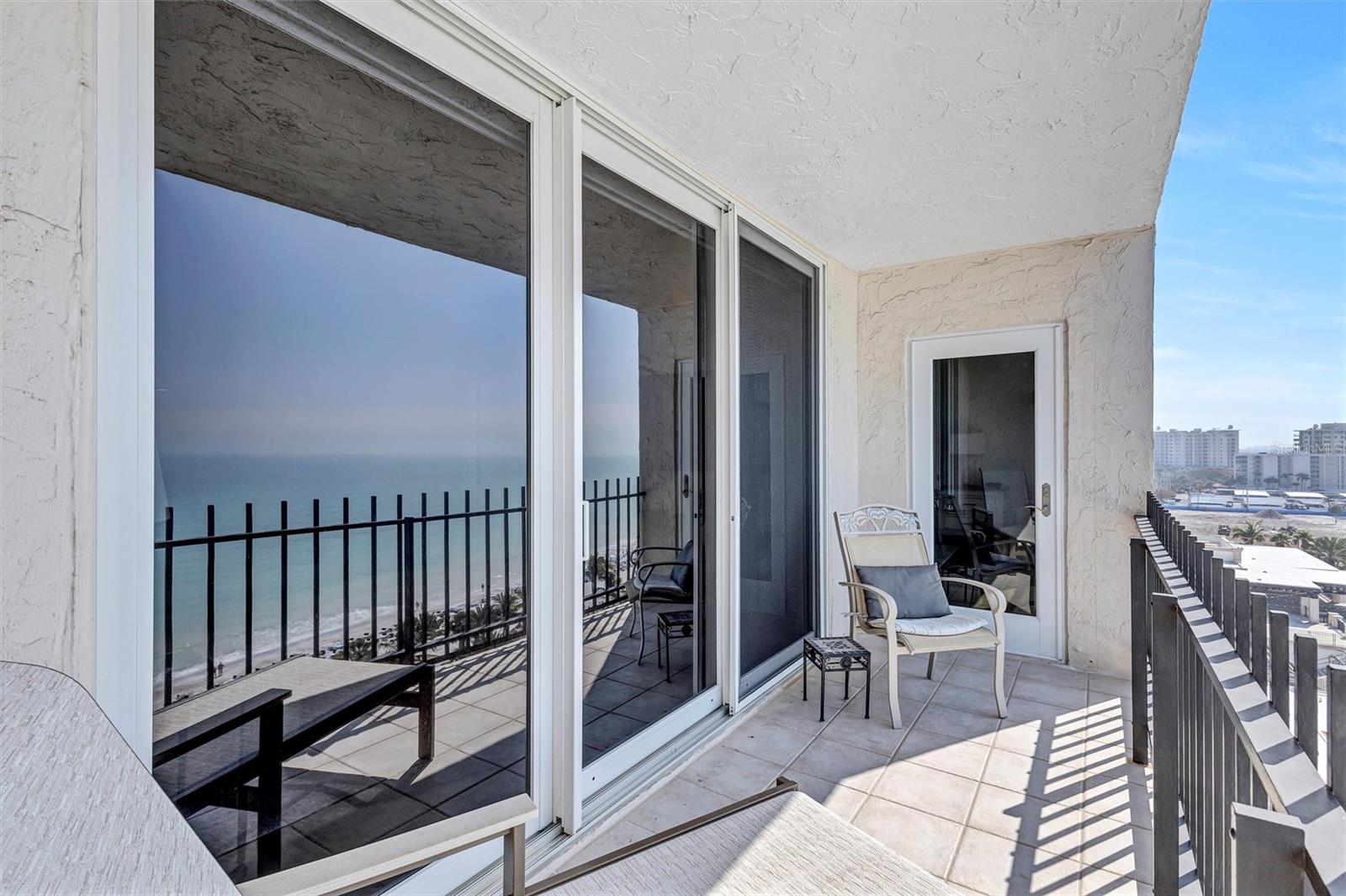 LIDO BEACH CLUB - Residential