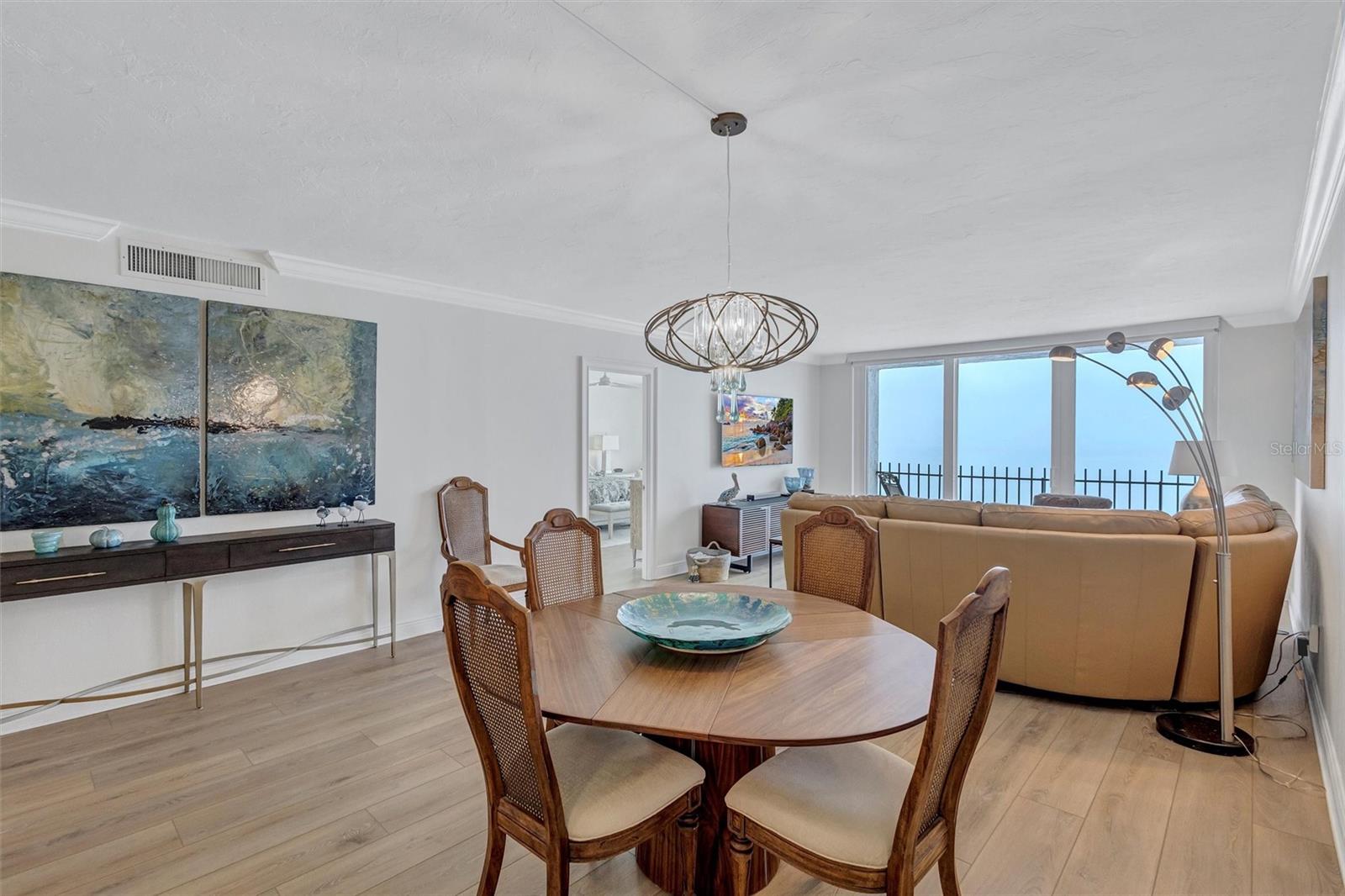 LIDO BEACH CLUB - Residential