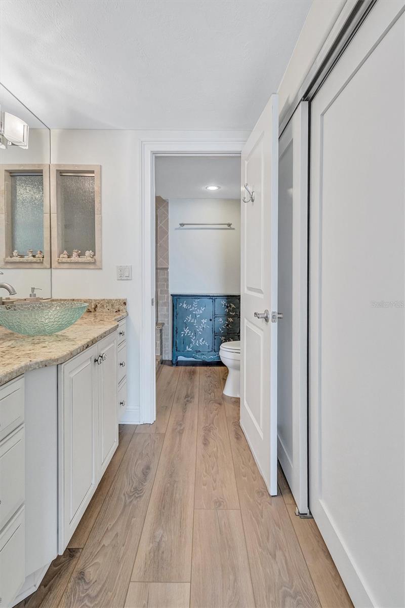 LIDO BEACH CLUB - Residential