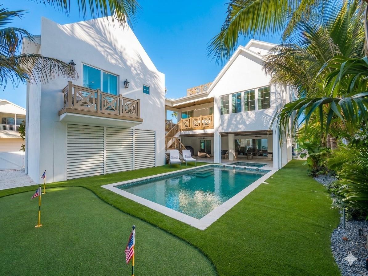 416 ALAMANDA ROAD