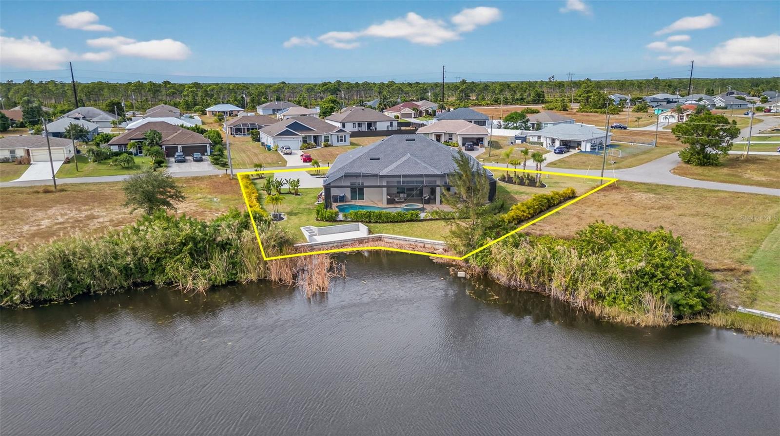 CAPE CORAL - Residential