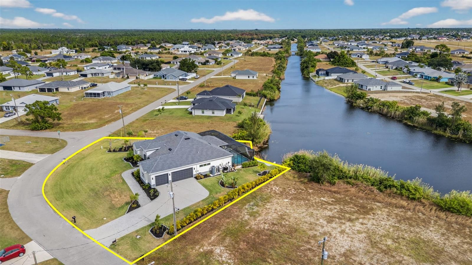 CAPE CORAL - Residential