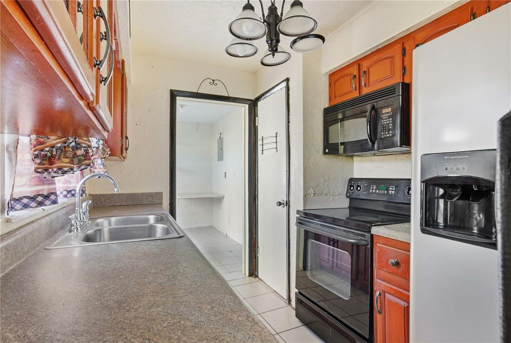 Photo of 800 Orange Grove Drive, Altamonte Springs, FL 32701 (MLS # O6394978)