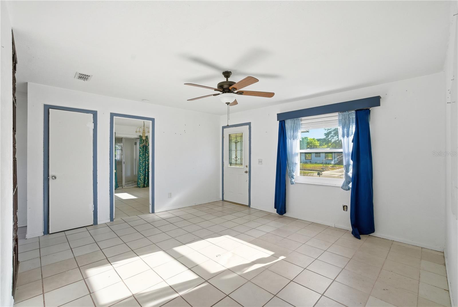 800 ORANGE GROVE DRIVE