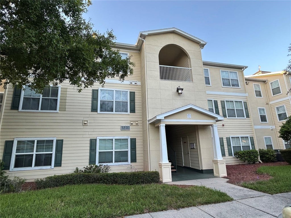 Photo of 18414 Bridle Club Drive #1, Tampa, FL 33647 (MLS # TB8552574)