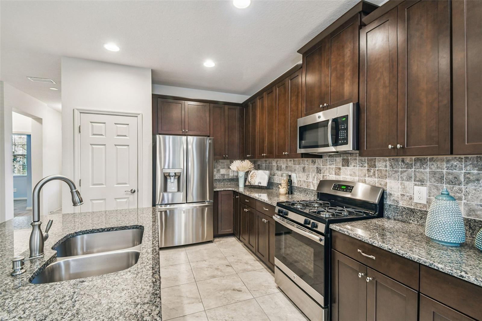 STARKEY RANCH VILLAGE 1 PH 3 - Residential