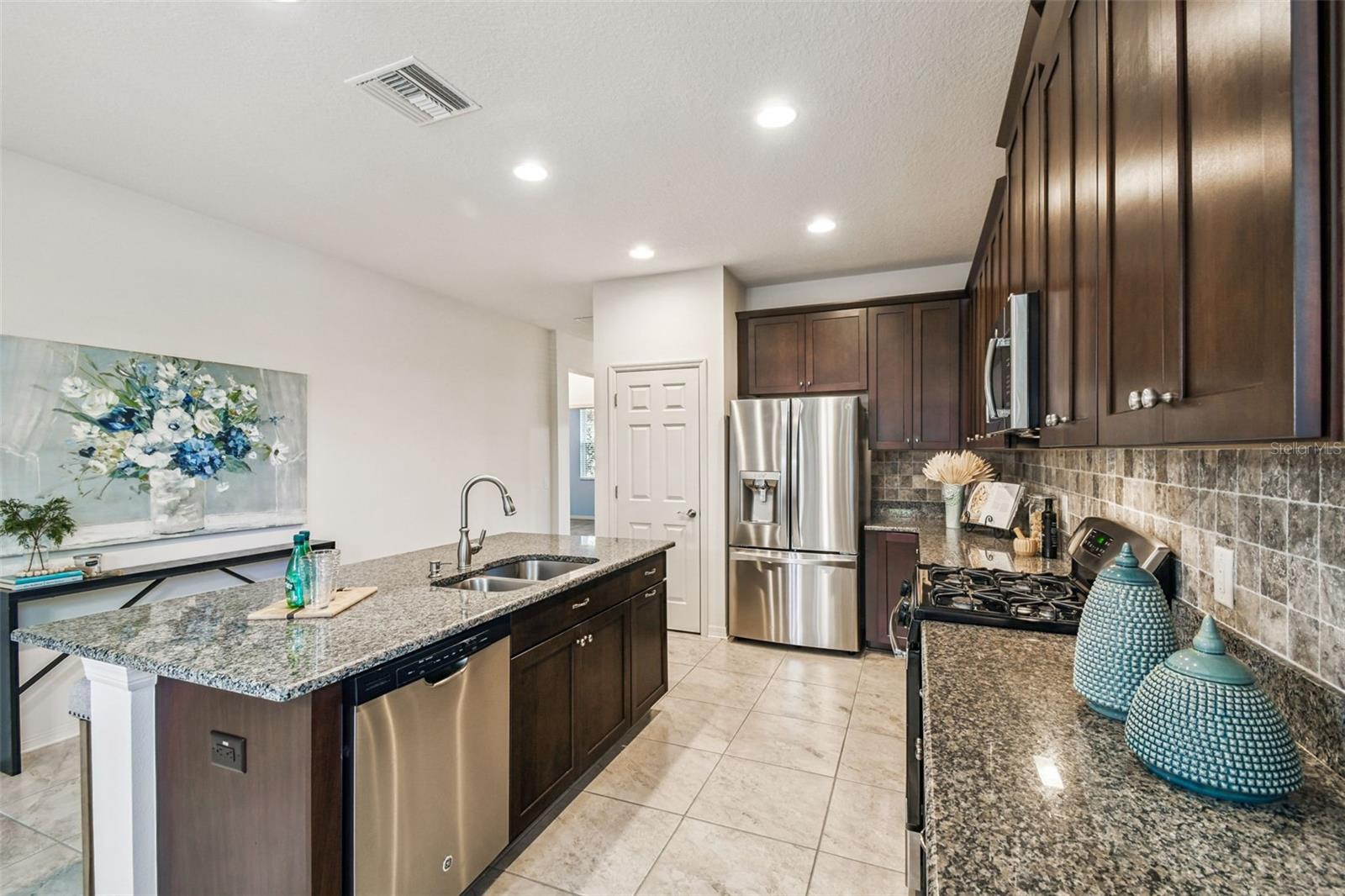 STARKEY RANCH VILLAGE 1 PH 3 - Residential