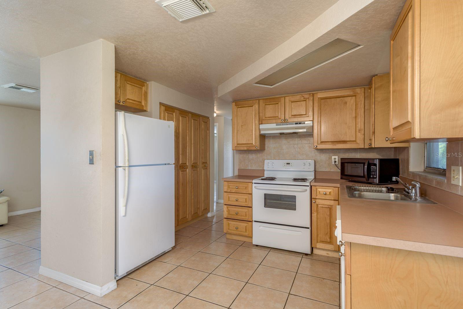 HOLIDAY LAKE ESTATES - Residential