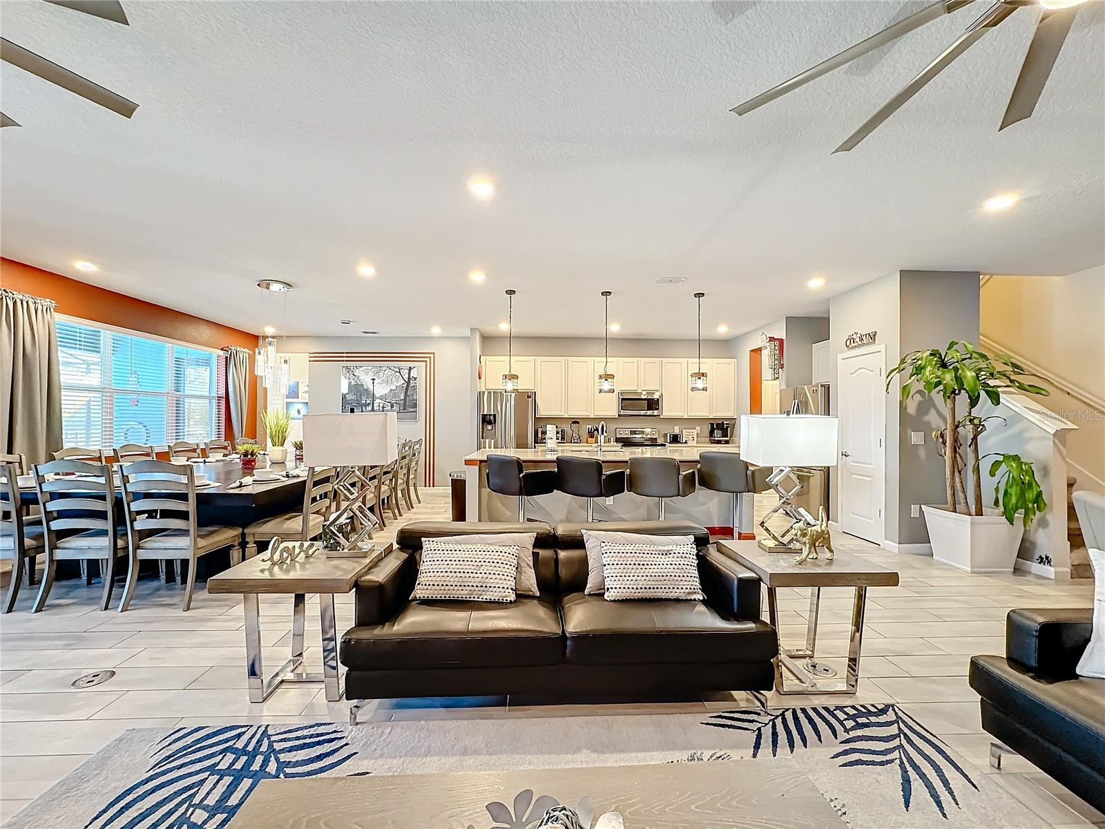 VERANDA PALMS PH 2B2-2C - Residential