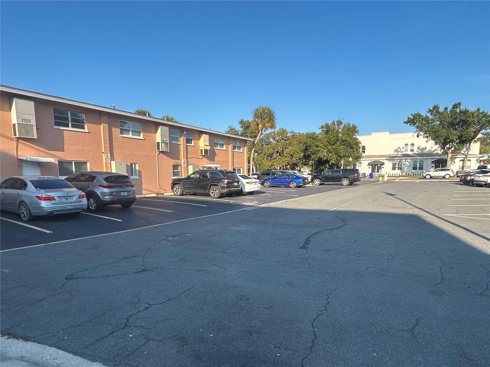 EDGEWATER ARMS CONDO APTS - Residential