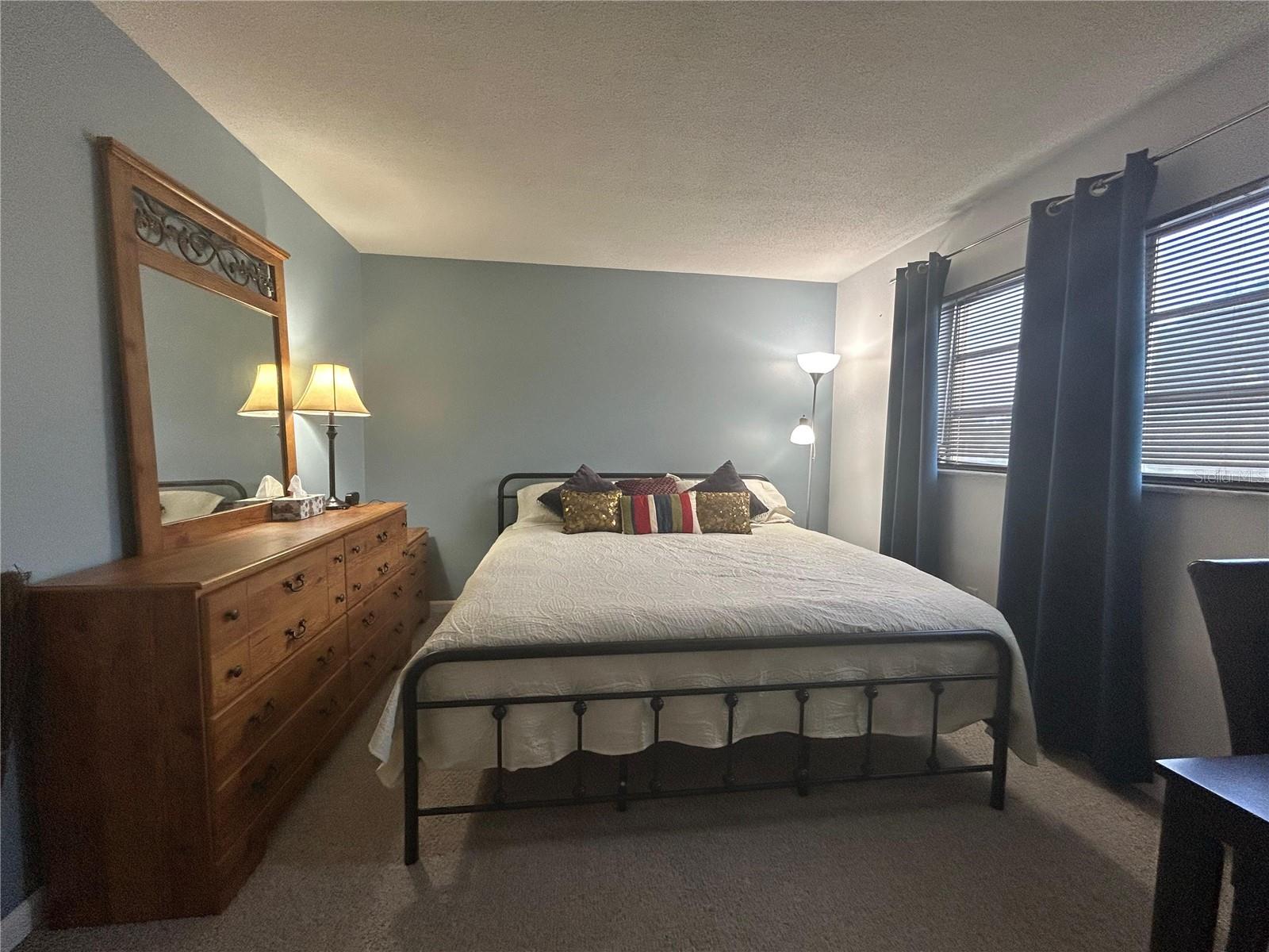 EDGEWATER ARMS CONDO APTS - Residential