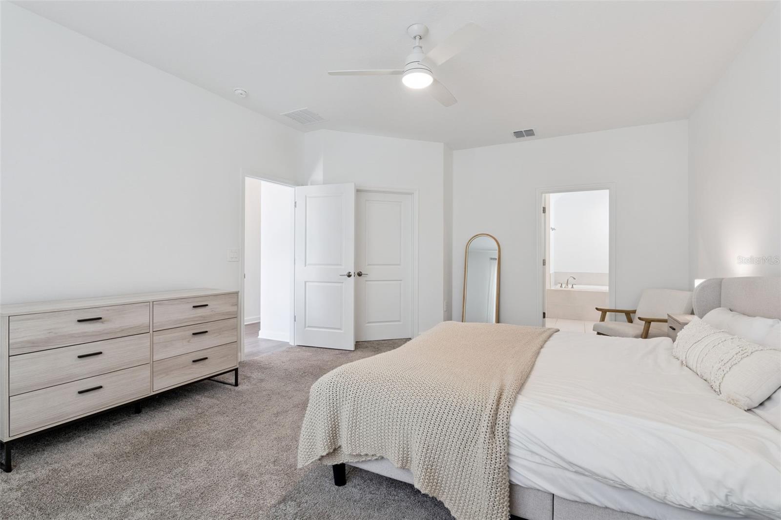 STOREY PARK - Residential