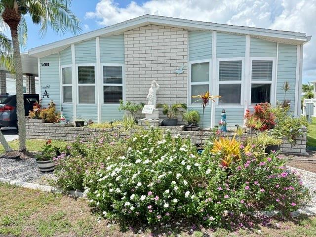 Photo 1 of 42 — 472 SHARKS POINT, NORTH PORT, FL 34287