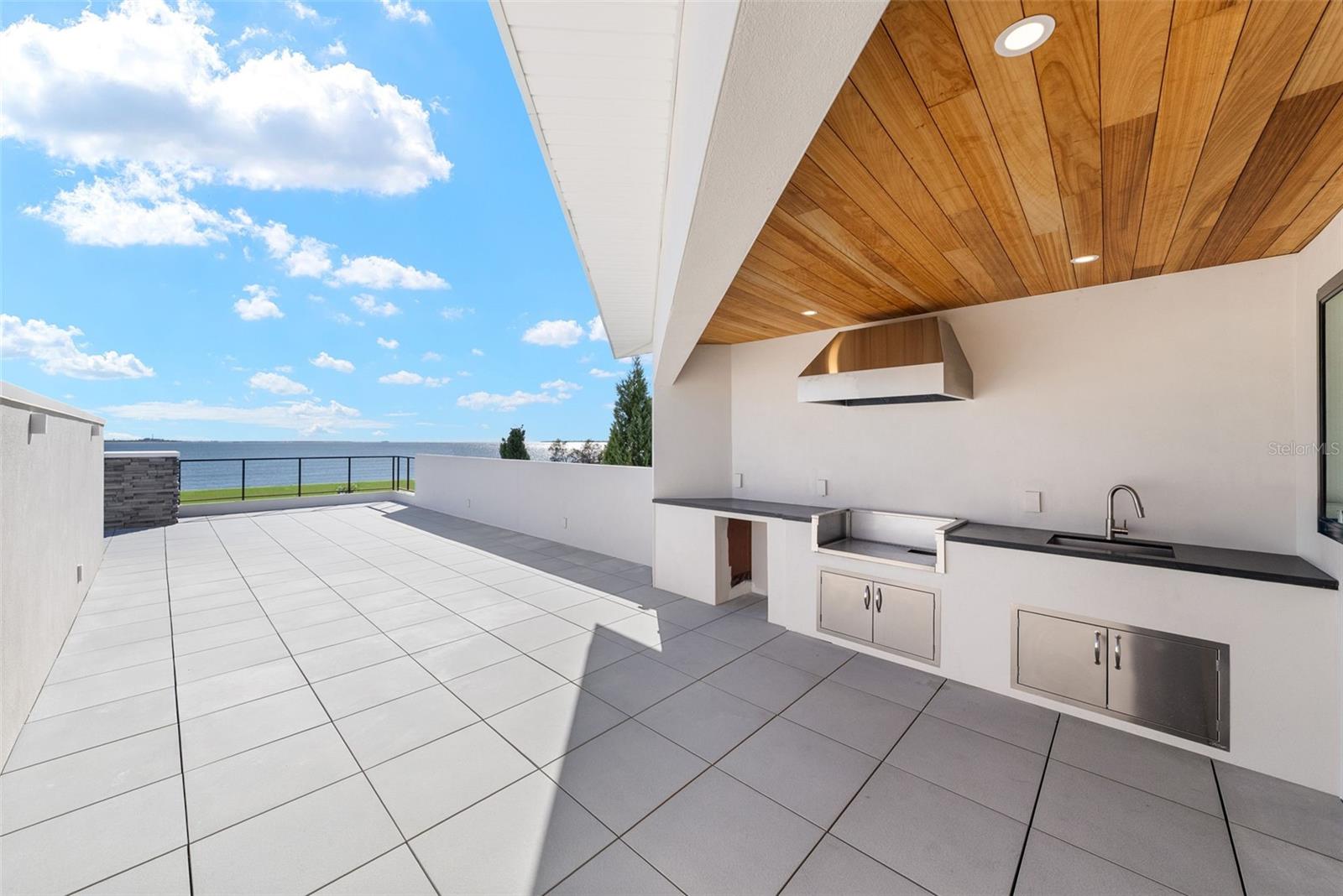 DAVIS ISLANDS REP OF PT O - Residential