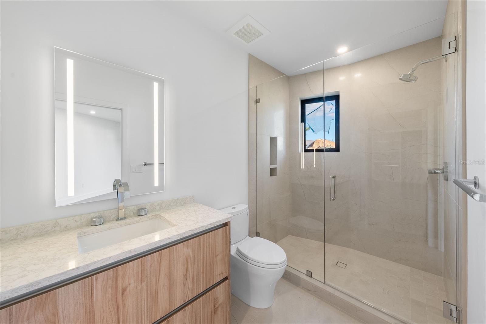 DAVIS ISLANDS REP OF PT O - Residential