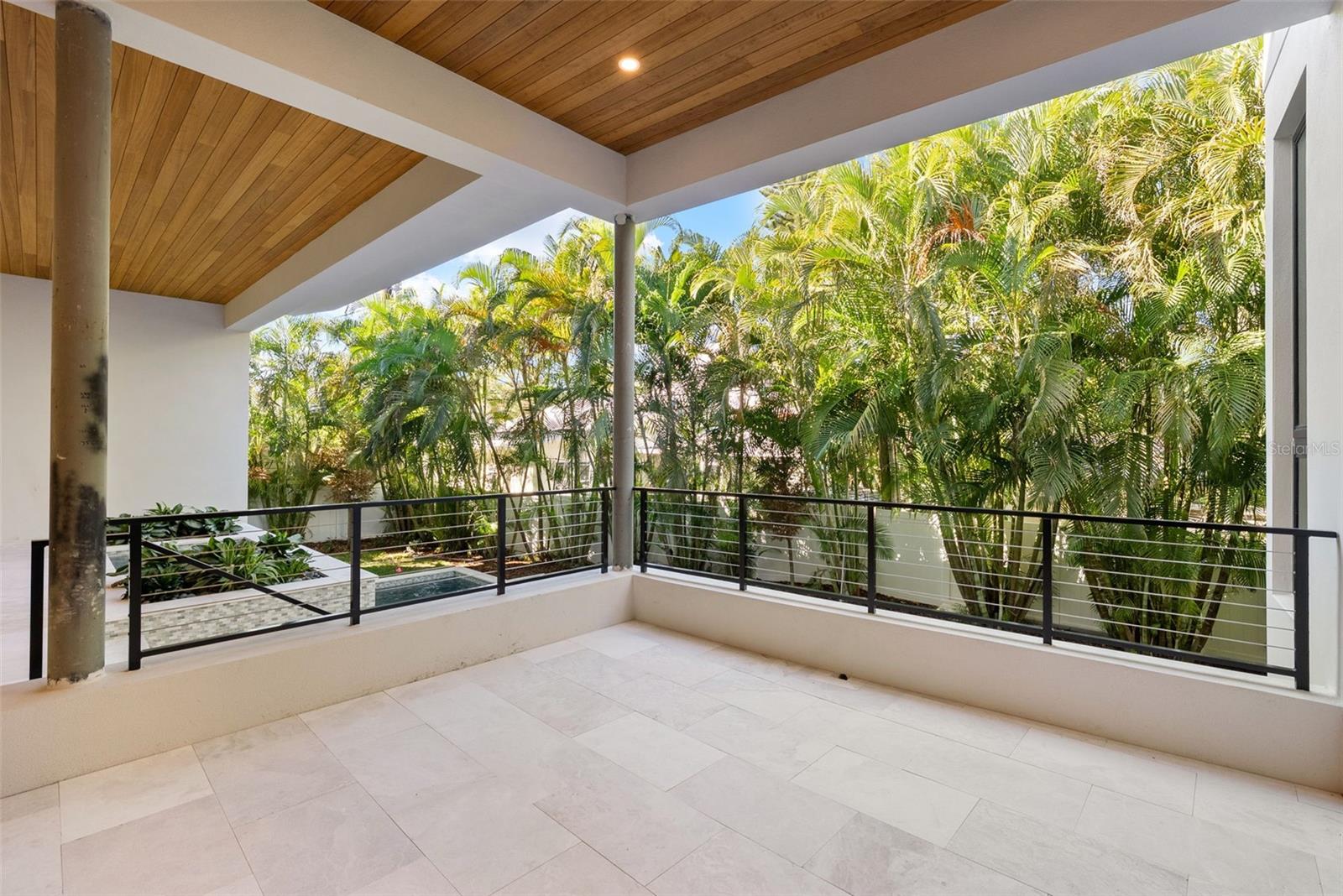 DAVIS ISLANDS REP OF PT O - Residential