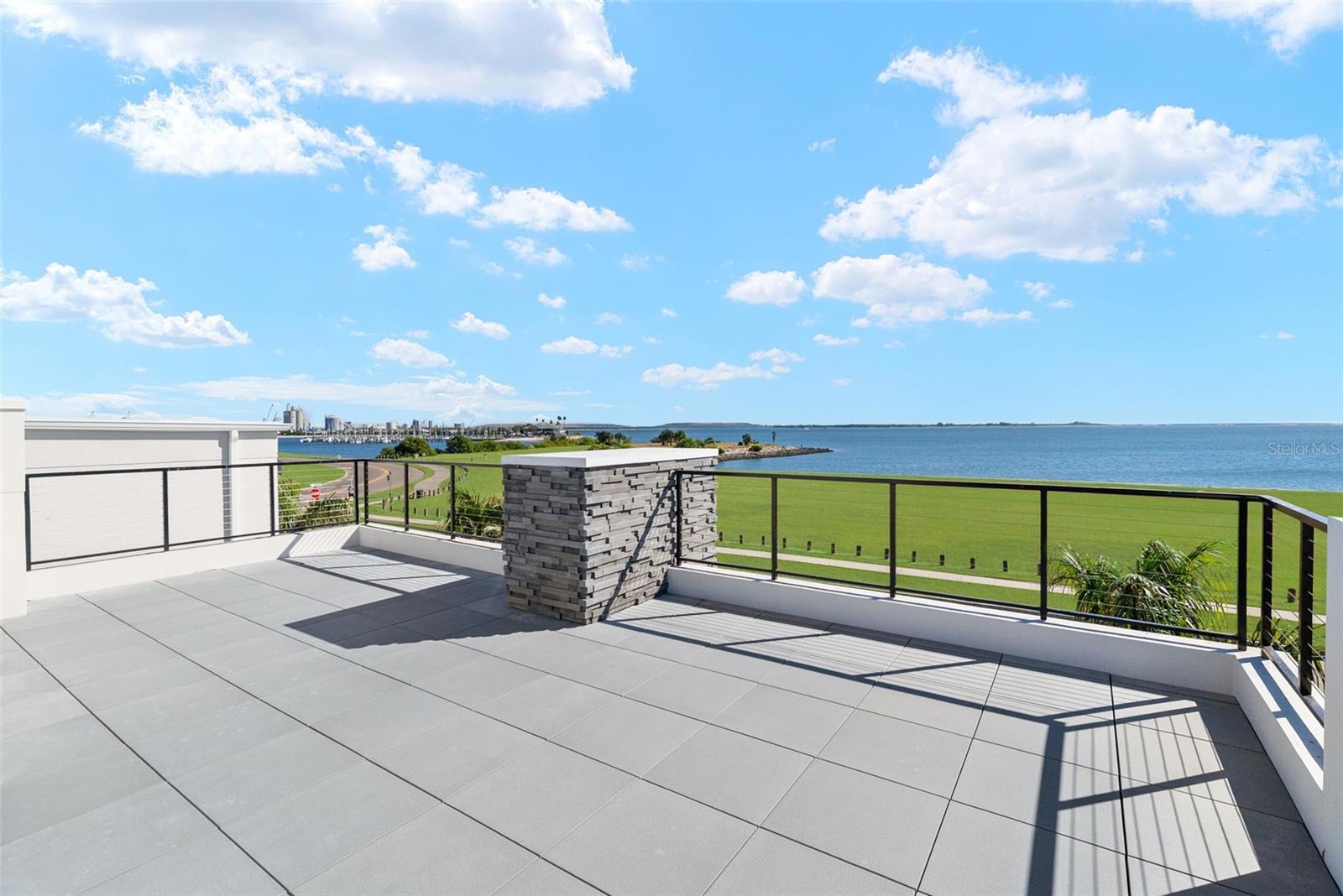 DAVIS ISLANDS REP OF PT O - Residential