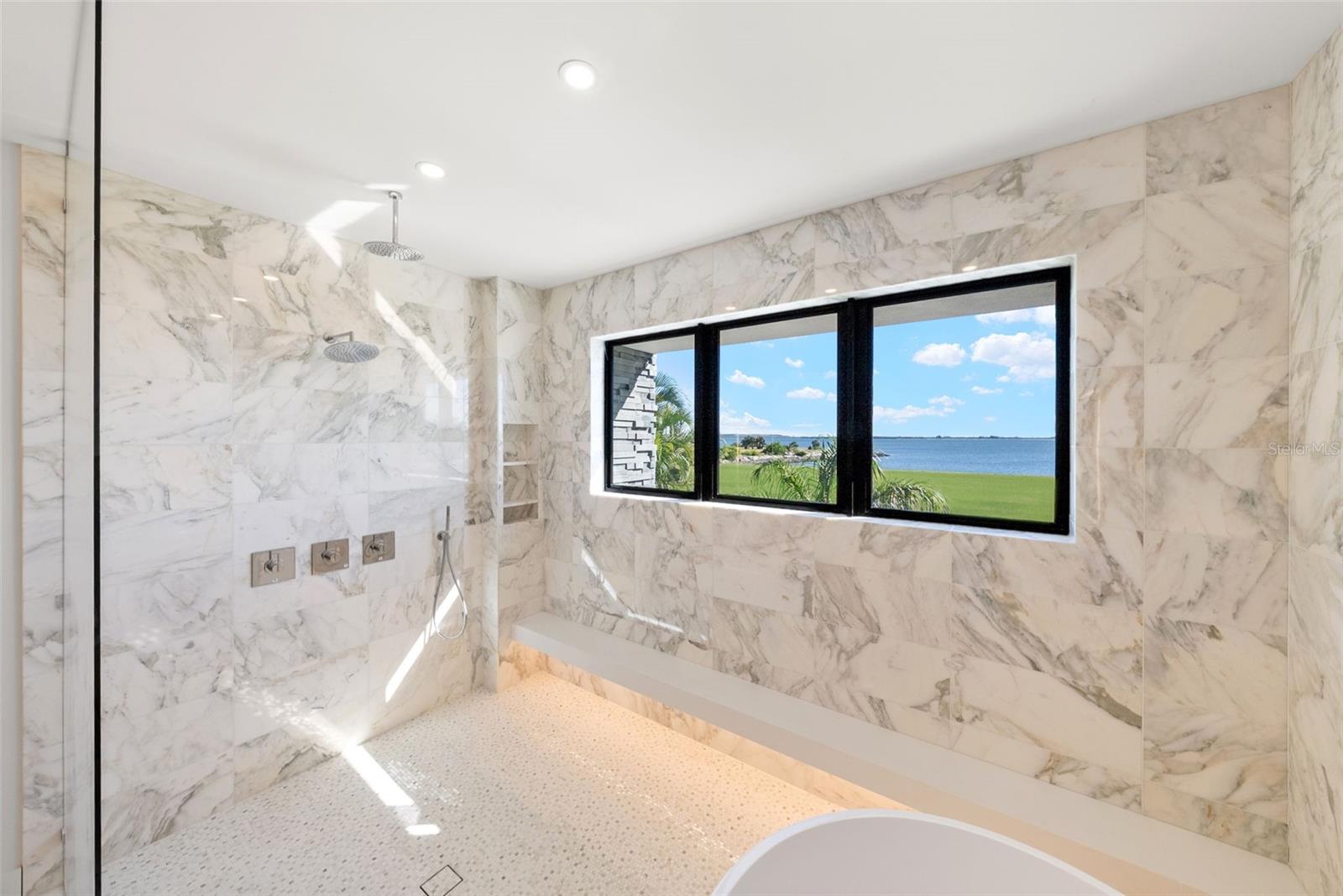 DAVIS ISLANDS REP OF PT O - Residential