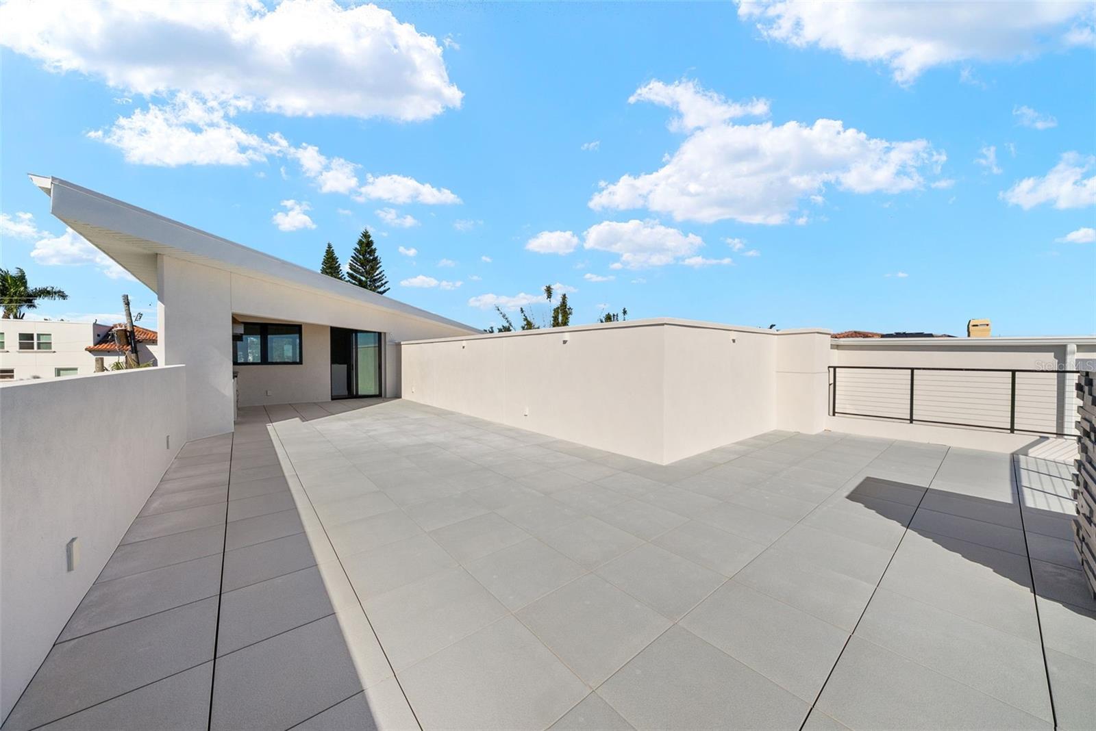 DAVIS ISLANDS REP OF PT O - Residential