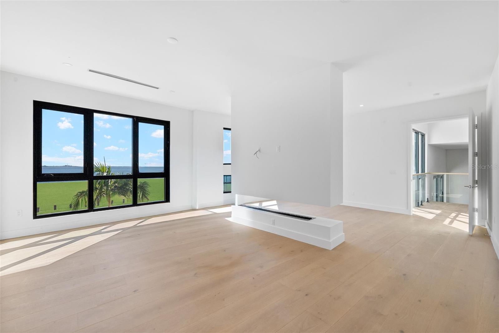 DAVIS ISLANDS REP OF PT O - Residential