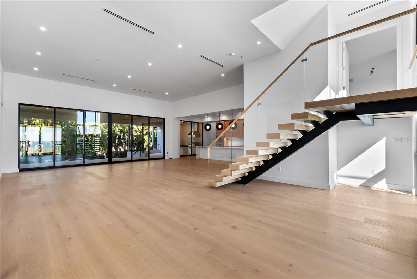 107 MARTINIQUE AVENUE