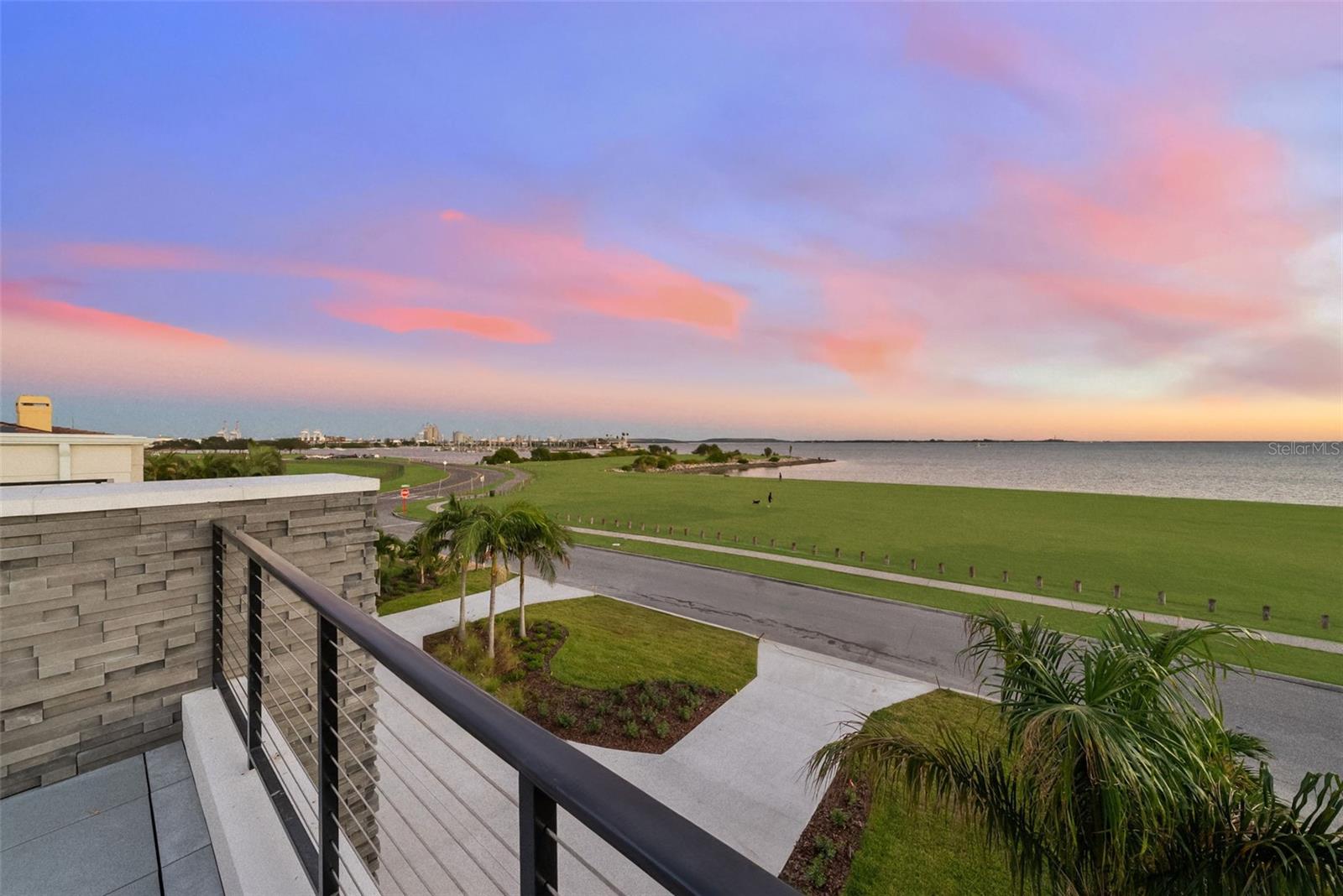 DAVIS ISLANDS REP OF PT O - Residential