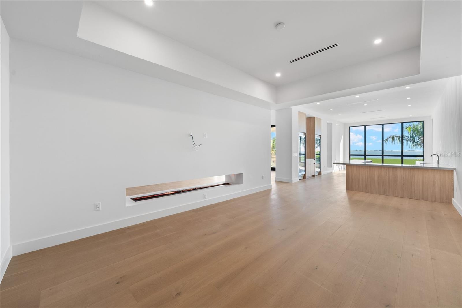 DAVIS ISLANDS REP OF PT O - Residential