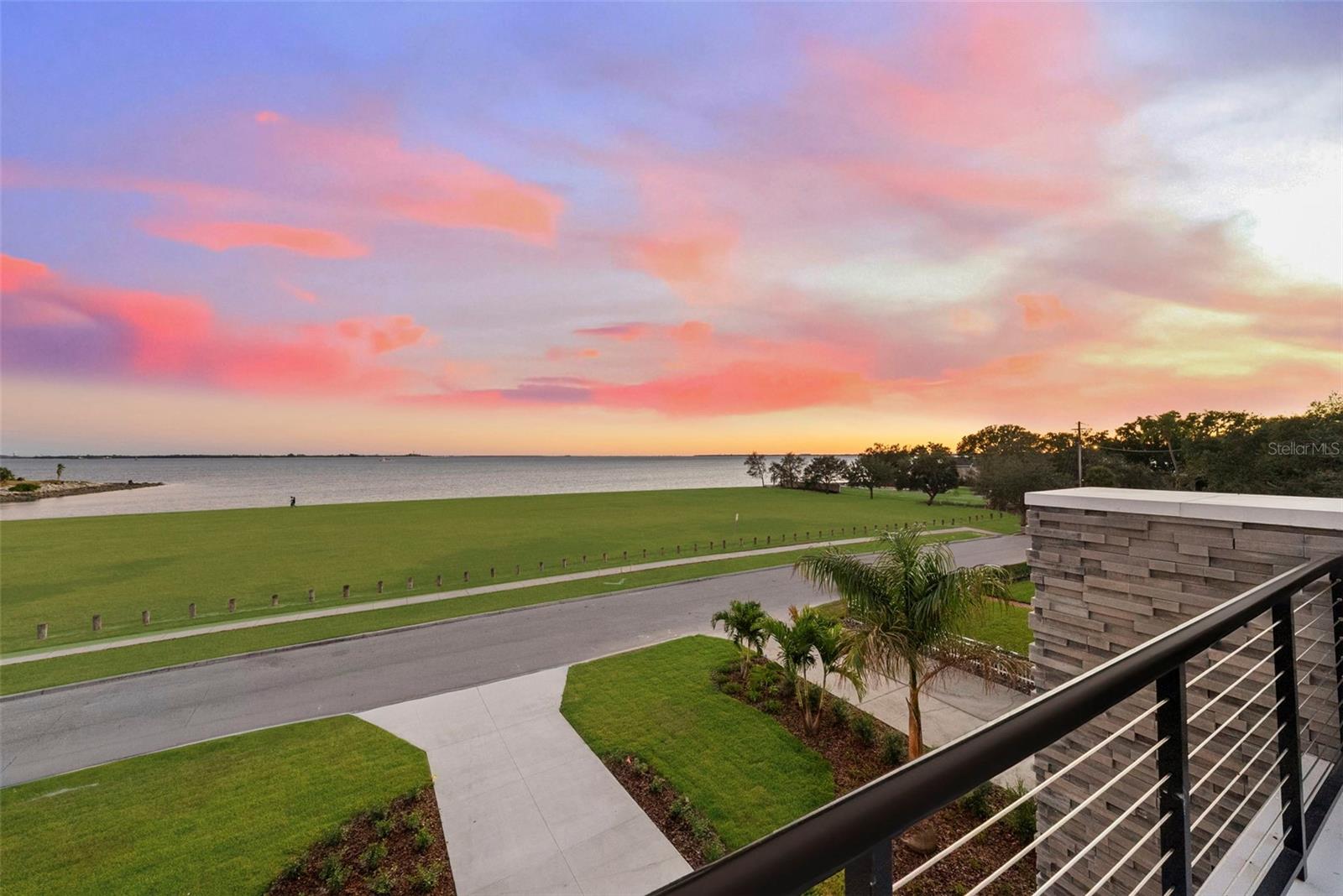 DAVIS ISLANDS REP OF PT O - Residential