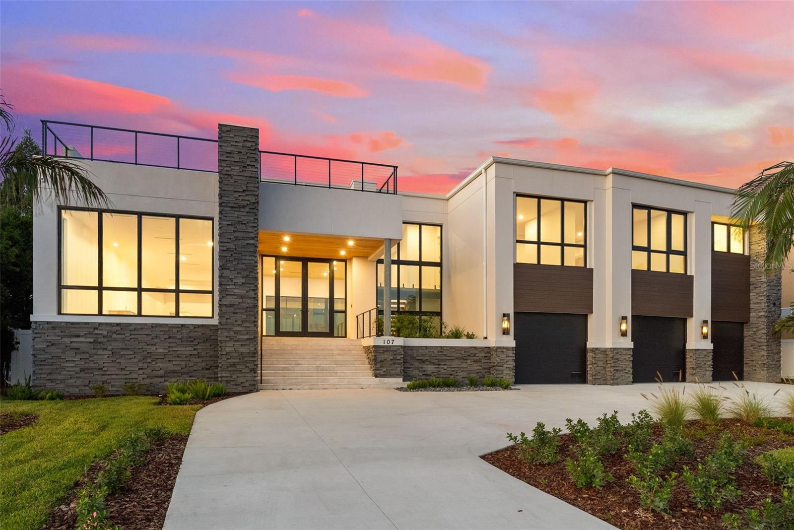 DAVIS ISLANDS REP OF PT O - Residential