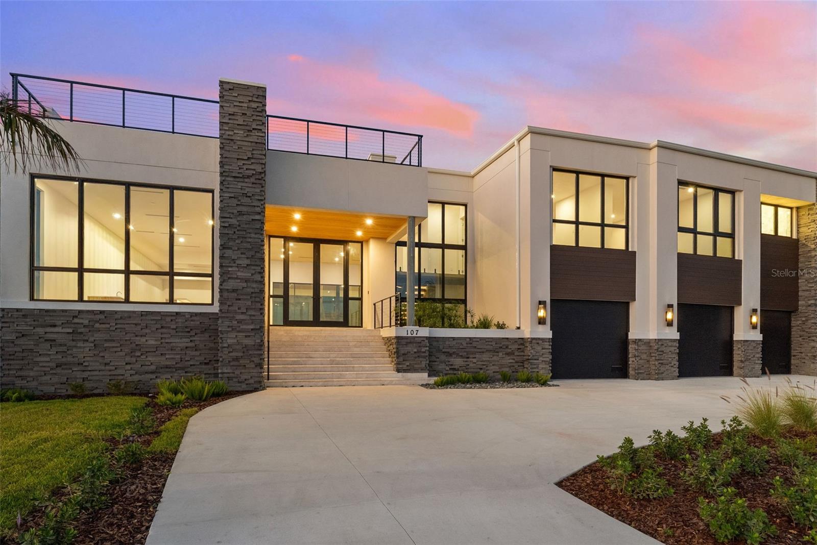 DAVIS ISLANDS REP OF PT O - Residential