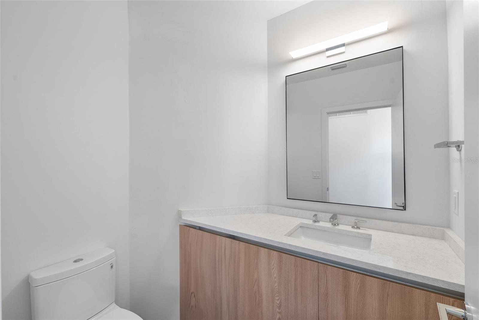 DAVIS ISLANDS REP OF PT O - Residential