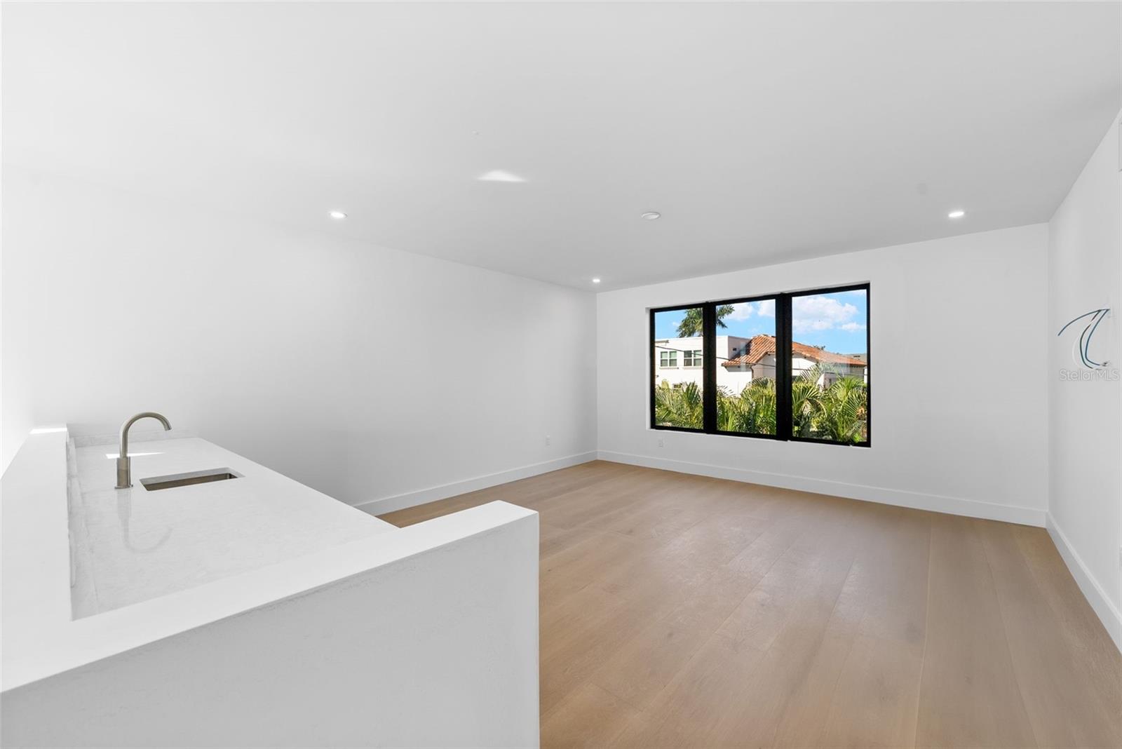 DAVIS ISLANDS REP OF PT O - Residential