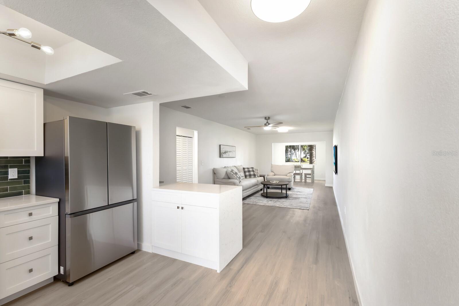 5011 LIVE OAK CIRCLE