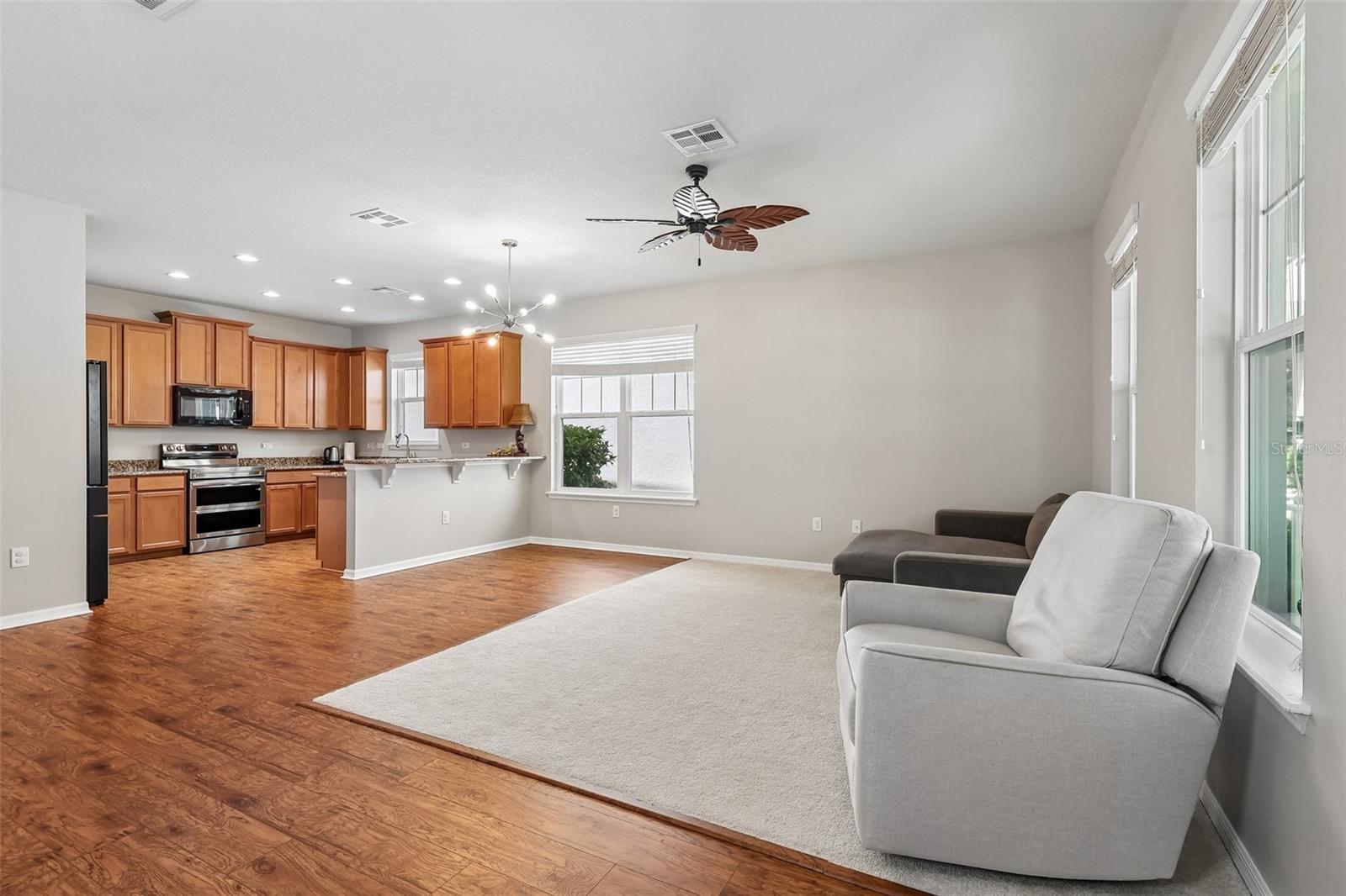 Casas a venda 2 - Jen Dantas 11822 SILVERLAKE PARK DRIVE