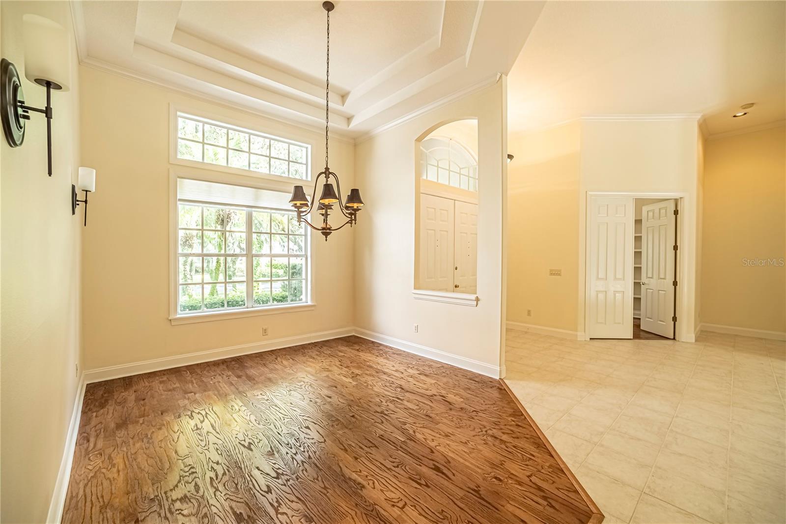 SEVILLE CHASE - Residential