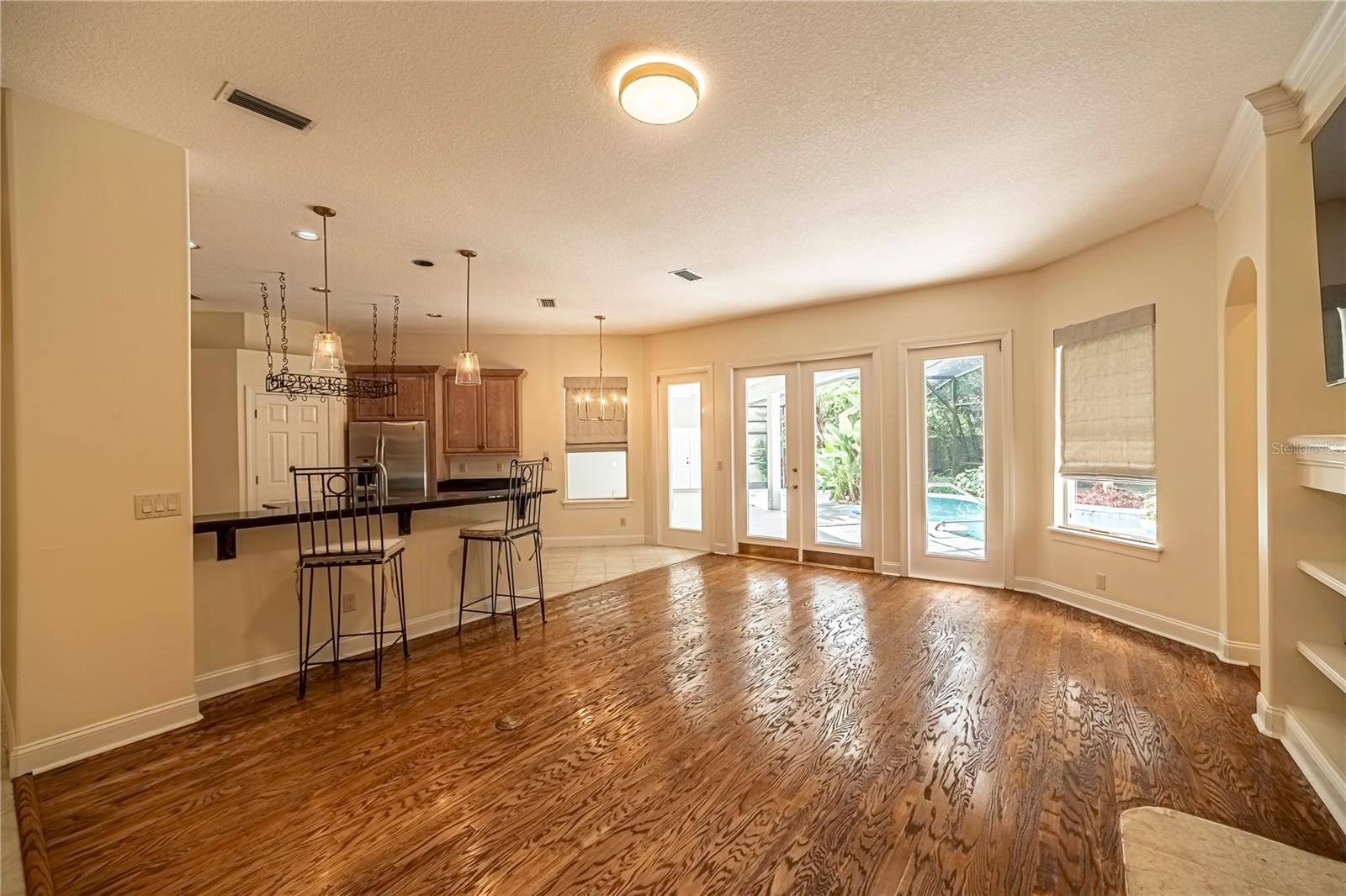 SEVILLE CHASE - Residential