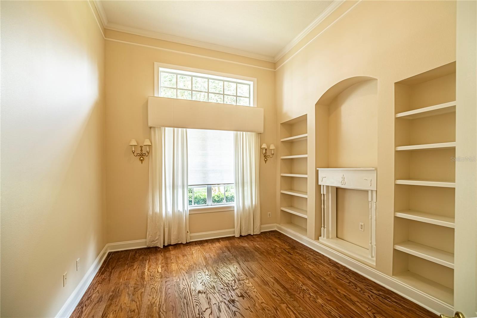 SEVILLE CHASE - Residential