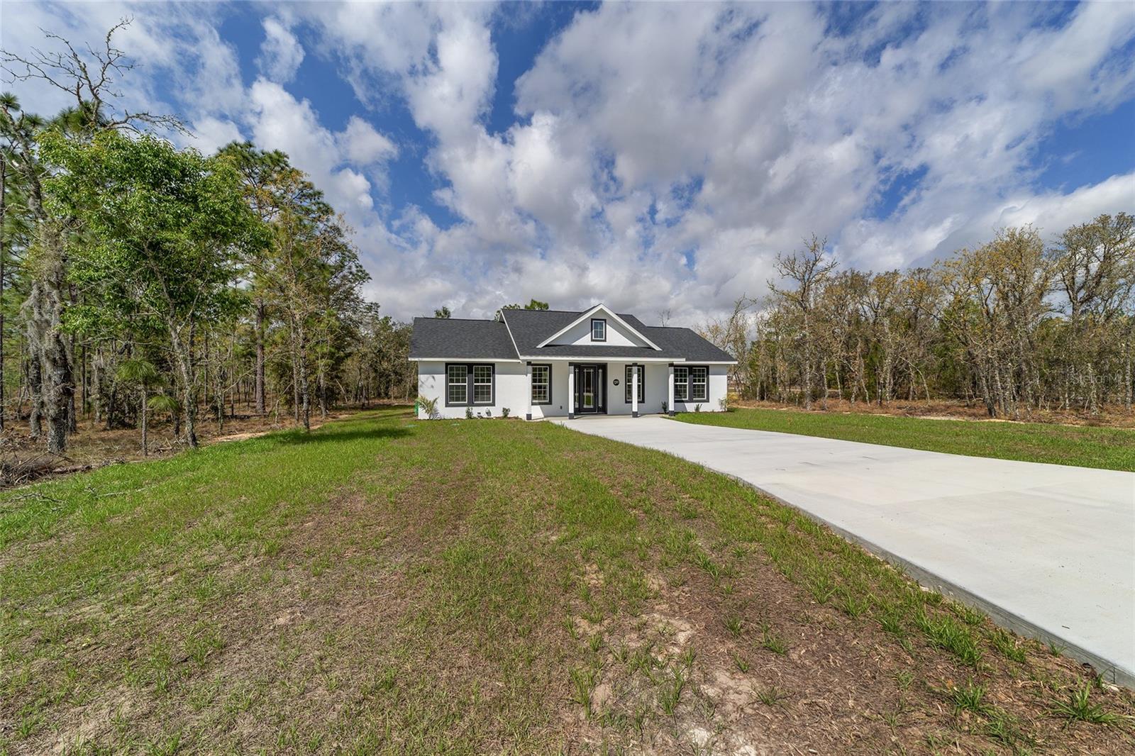 WILLISTON HYLNDS GOLF & C CLUB ESTATE - Residential Lease