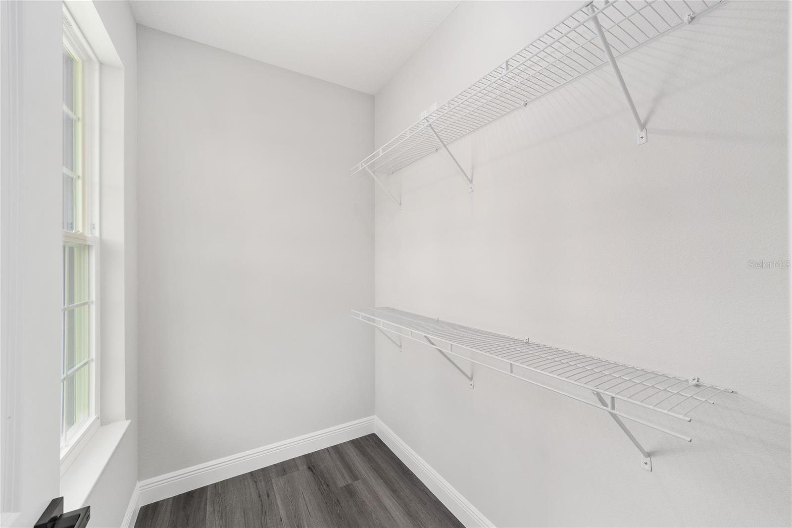 WILLISTON HYLNDS GOLF & C CLUB ESTATE - Residential Lease