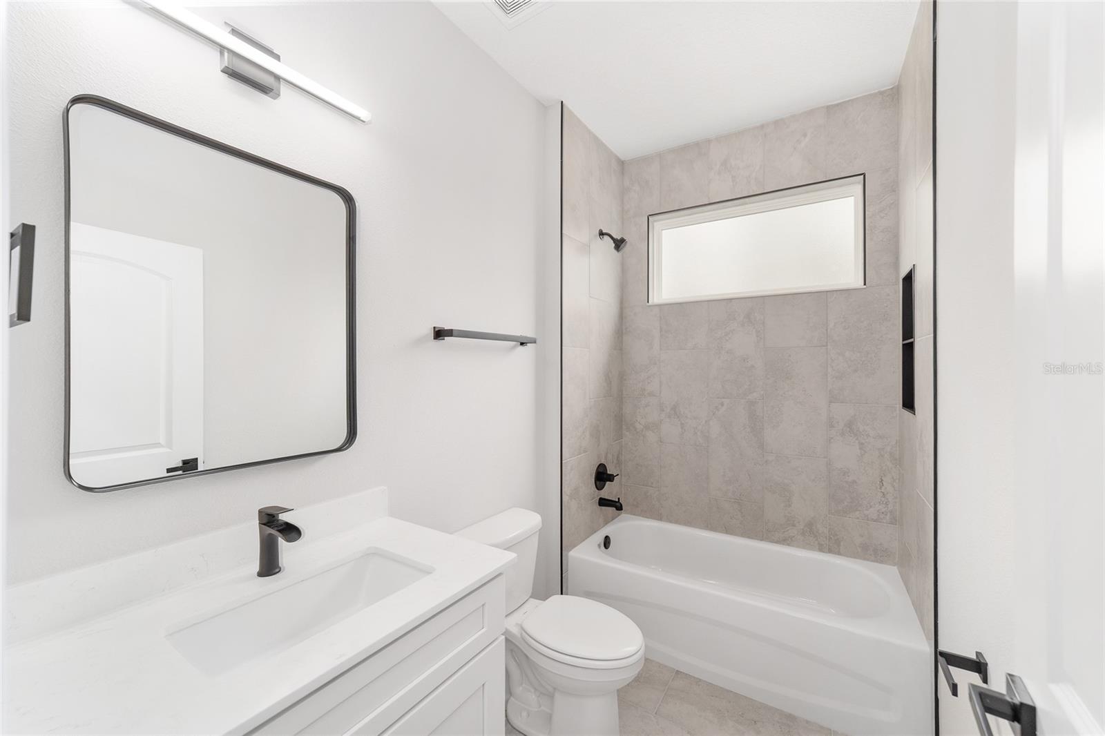 WILLISTON HYLNDS GOLF & C CLUB ESTATE - Residential Lease