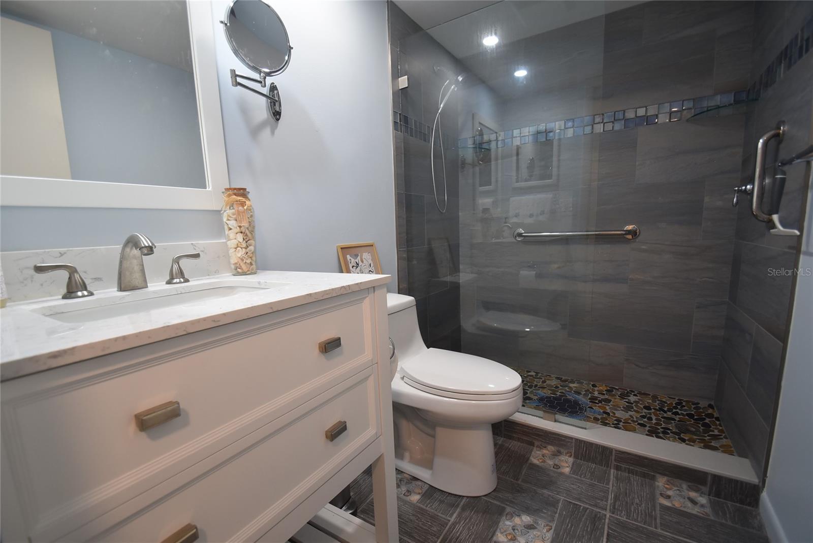 PELICAN COVE IV - Residential Lease