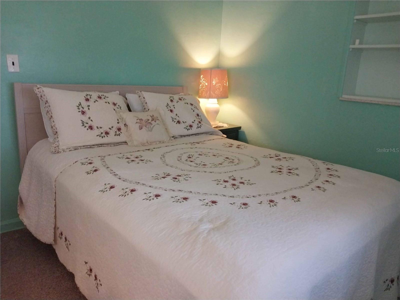 SUN RAY HOMES 02 - Residential